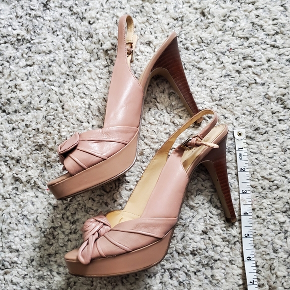 Marc Fisher Sandals Size 7 with cotton candy pink colour, bow details - Picture 9 of 12